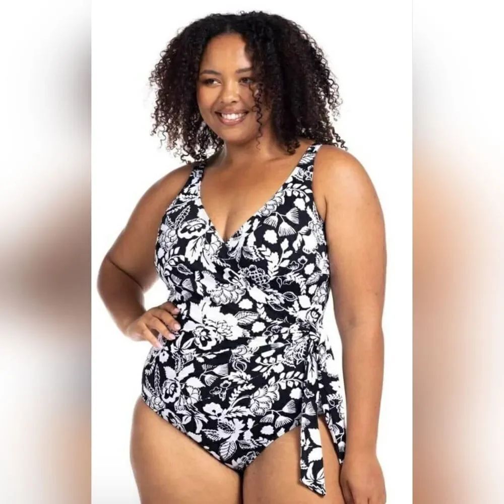 Artesands Cantata Forte Hayes swimsuit NWOT size 16 D/DD Floral black and white